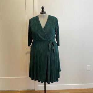 Torrid | 3X | Pleated Wrap Dress Emerald Green
